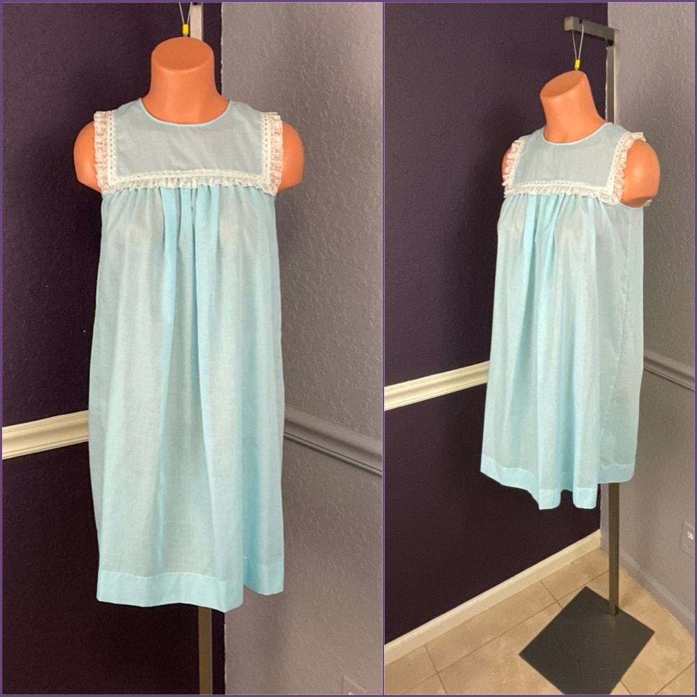 Vintage 60s Teal and White Ruffled Babydoll Nightie Nightgown